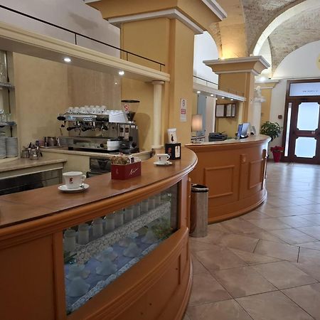 Hotel 4 Mori Cagliari Kültér fotó