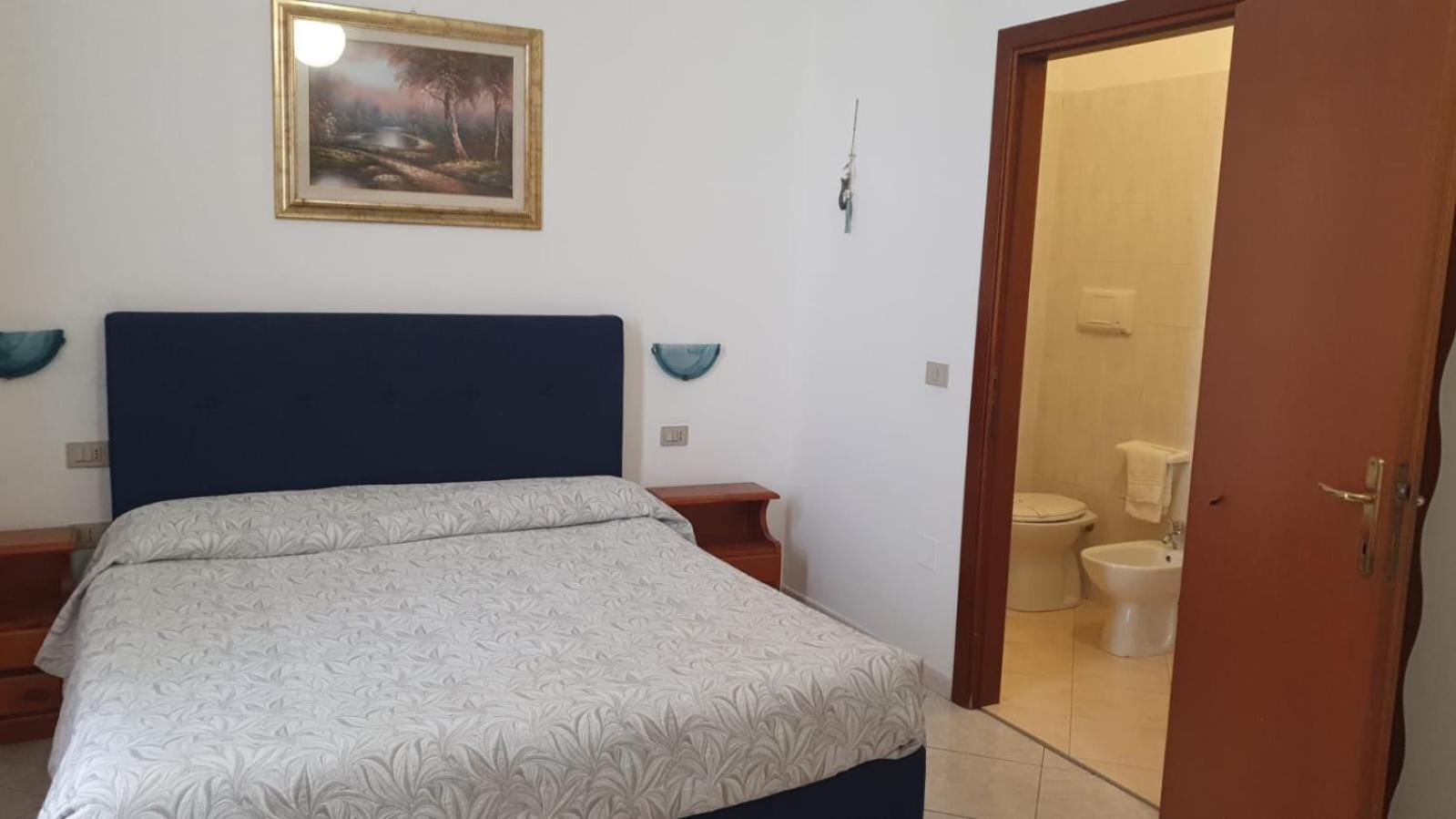 Hotel 4 Mori Cagliari Kültér fotó