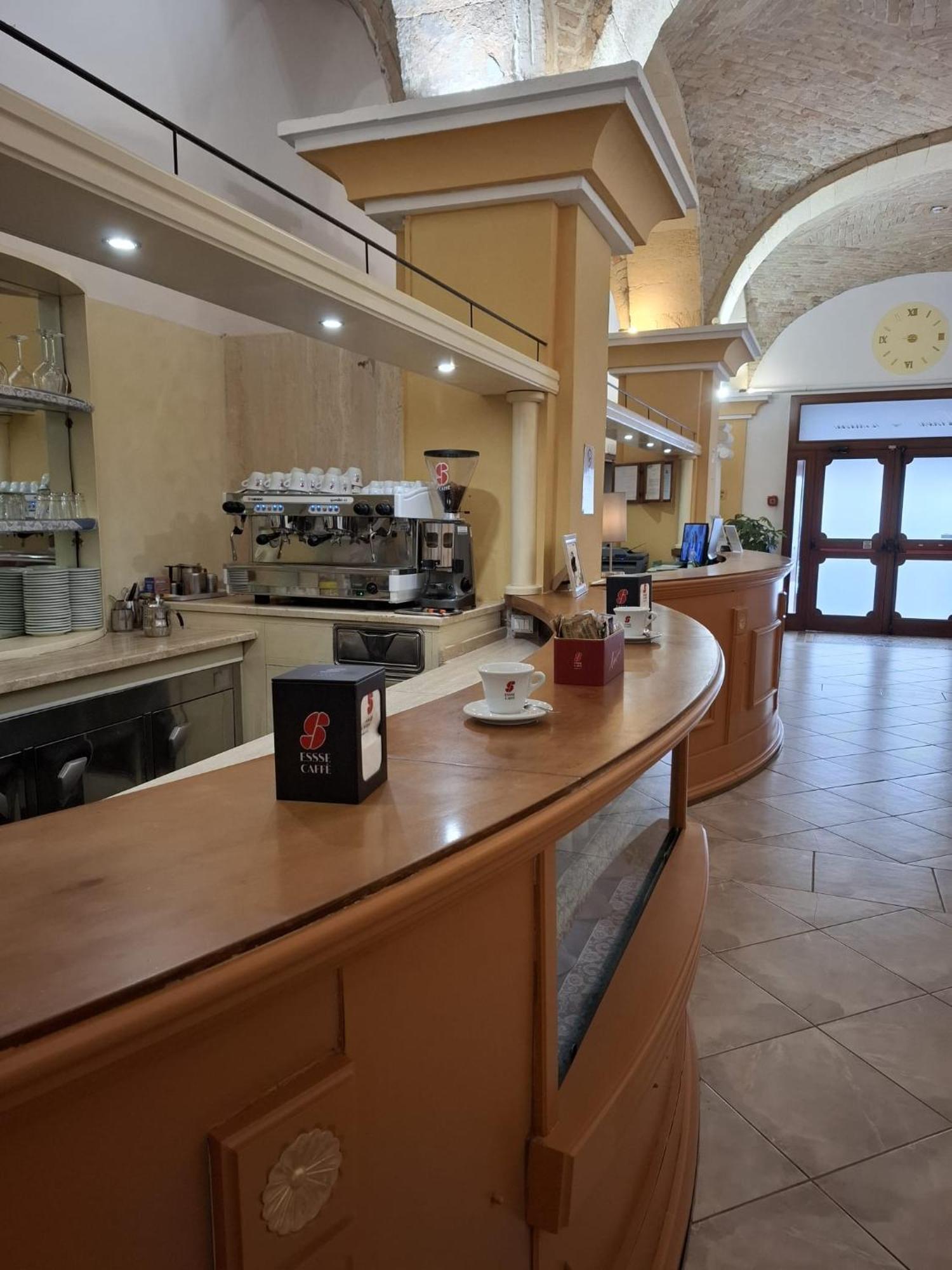 Hotel 4 Mori Cagliari Kültér fotó